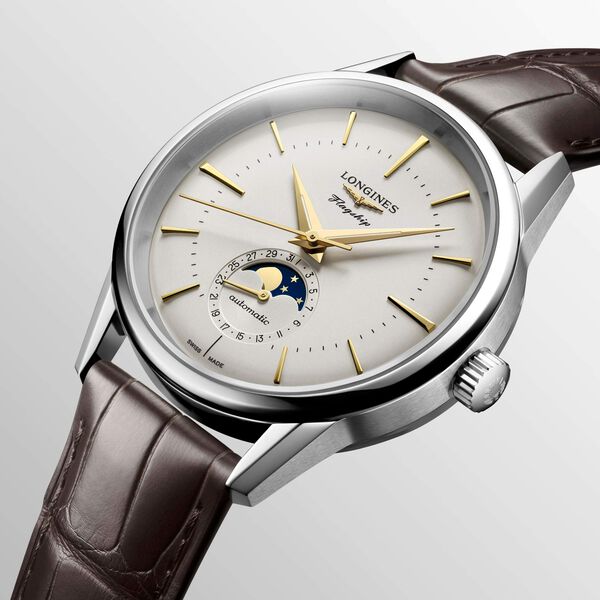 Flagship Heritage 38 mm phase de lune automatique en acier inoxydable